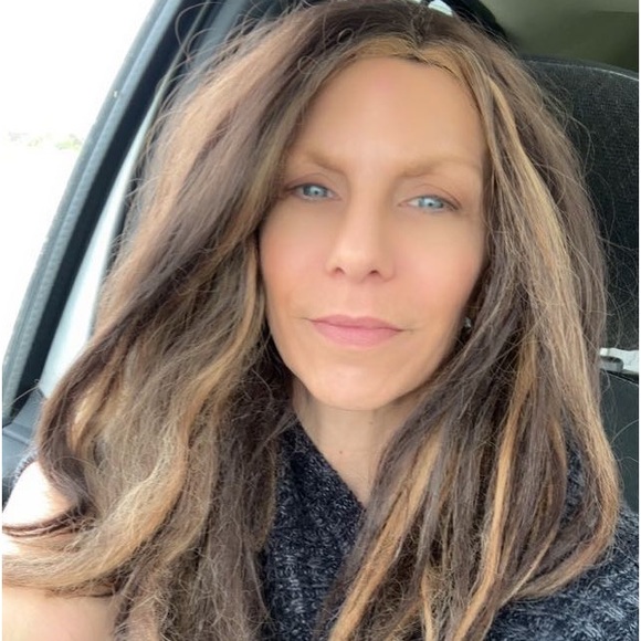 Meet your Posher, Peggy - Picture 4 of 4